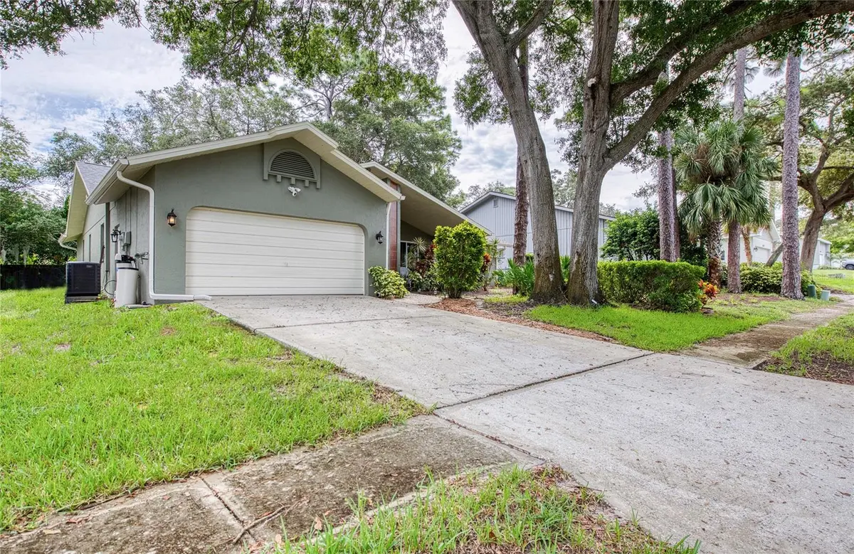 2143 SALISBURY CT, Palm Harbor, FL 34683