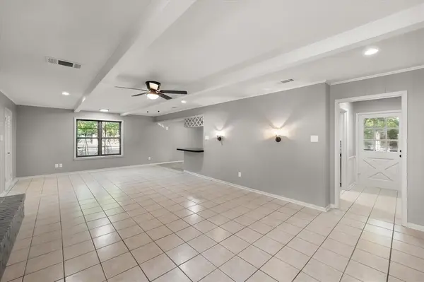 1724 Glenbrook Street, Corsicana, TX 75110