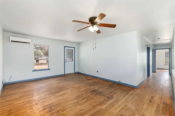 408 S 4th Street, Bangs, TX 76823