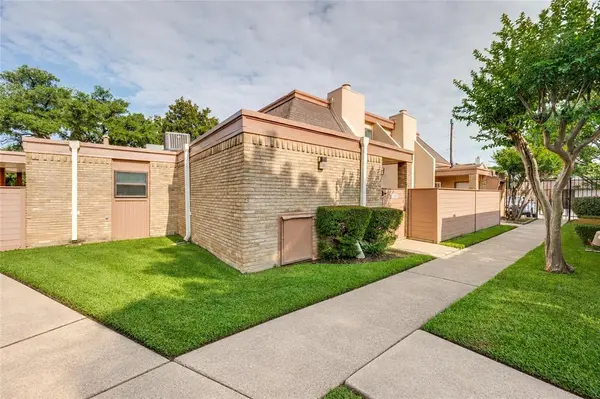 3045 Park Lane #1001, Dallas, TX 75220