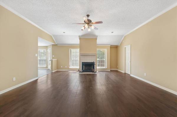 2129 Whetstone Drive, Corinth, TX 76210