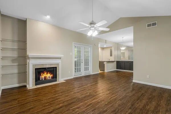 8601 Park Lane #221, Dallas, TX 75231