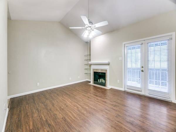 8601 Park Lane #221, Dallas, TX 75231