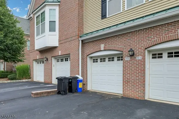 906 River Pl, Butler Boro, NJ 07405