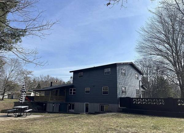 1840 Eloise DR, Fruitport Twp, MI 49444