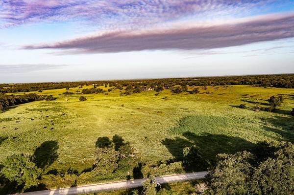 3087 County Road 320, Lexington, TX 78947