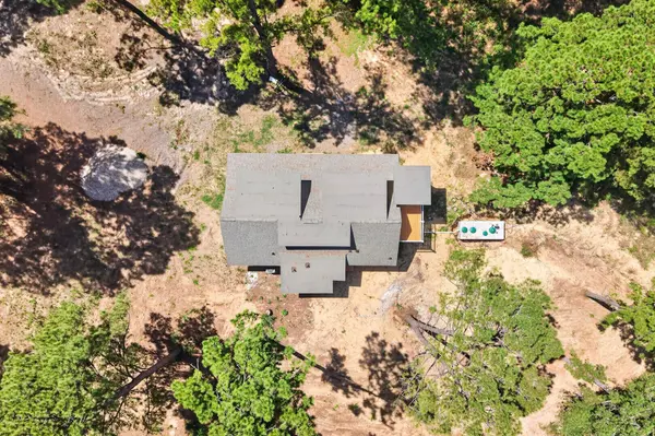 158 Fealy RD, Red Rock, TX 78662