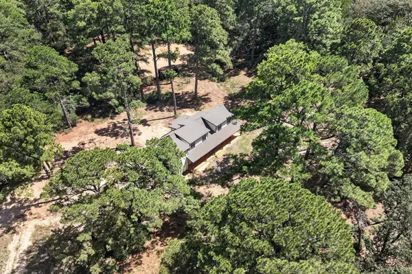 158 Fealy RD, Red Rock, TX 78662