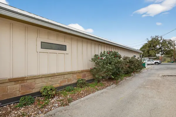 905 3rd ST, Marble Falls, TX 78654