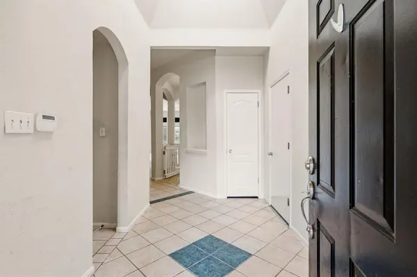 406 Bellaire Oaks DR, Pflugerville, TX 78660