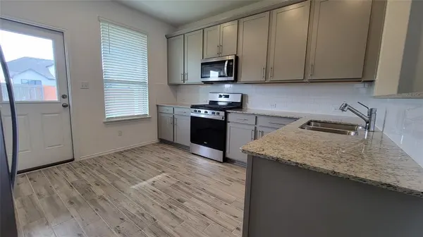 217 Redonda DR, Liberty Hill, TX 78642