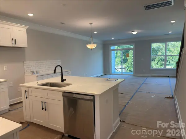 4364 Black CT, Harrisburg, NC 28075