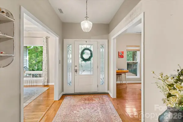 300 Caroline LN, Pisgah Forest, NC 28768