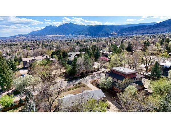 1975 Norwood, Boulder, CO 80304