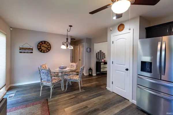 18895 Red Cedar RD, New Paris, IN 46553
