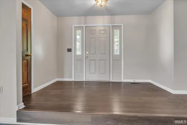 8215 Kingswood CT, Evansville, IN 47715