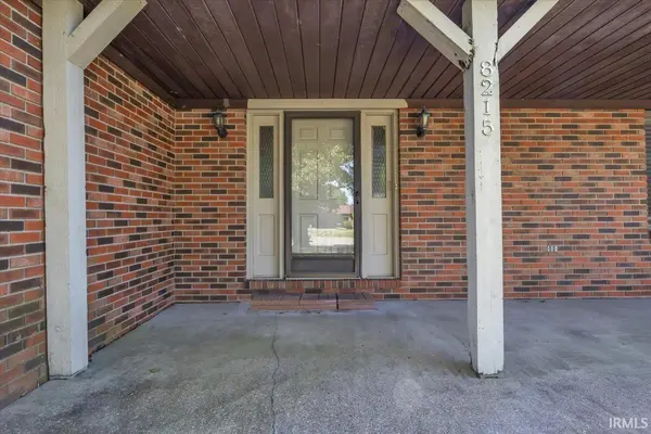 8215 Kingswood CT, Evansville, IN 47715
