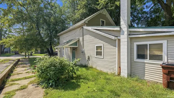 5378 W State Road 38 ***, New Castle, IN 47362-9195