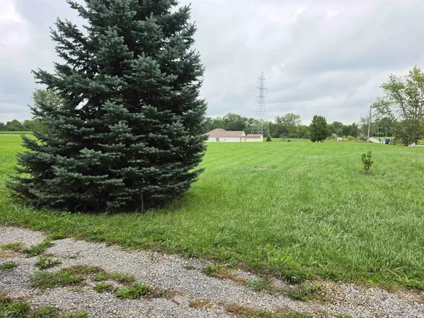 15709 Feighner RD, Roanoke, IN 46783-8741