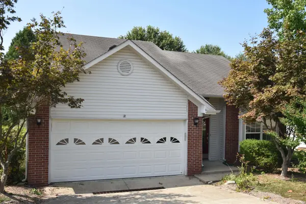 1109 W Pine Meadow DR, Bloomington, IN 47403
