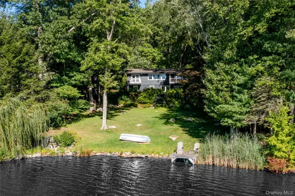 153 Sagamore DR, Carmel, NY 10512