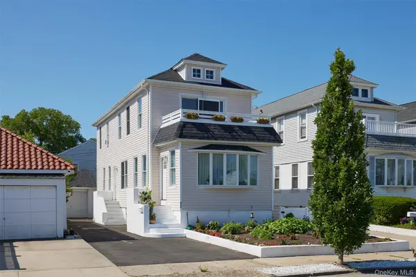 412 W Hudson ST, Long Beach, NY 11561