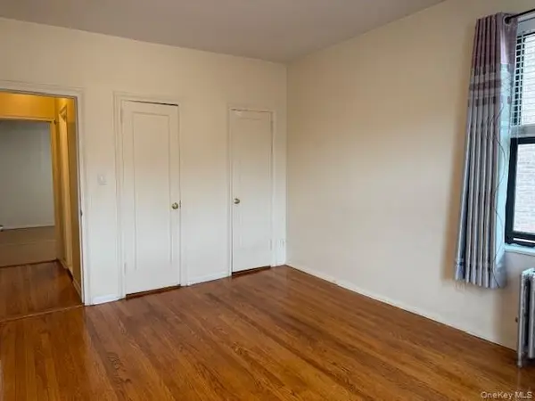 136-05 Sanford AVE #4O, Flushing, NY 11355