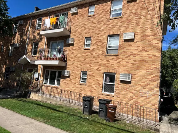 17205 Highland AVE, Jamaica, NY 11432