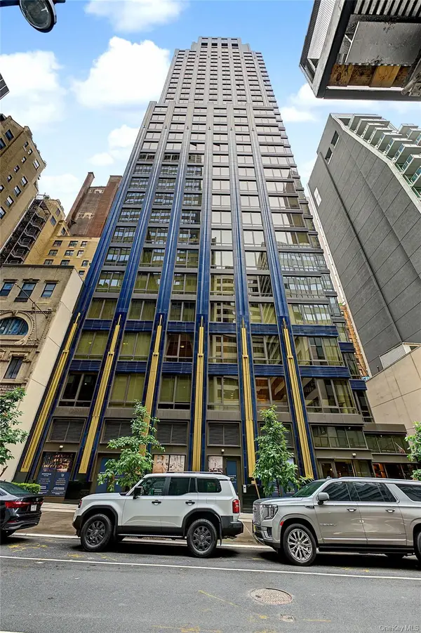 135 E 47th ST #18G, New York (manhattan), NY 10017