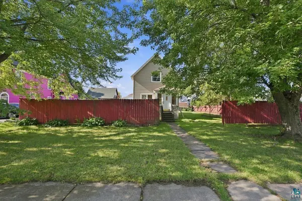 2214 E 6th St, Superior, WI 54880
