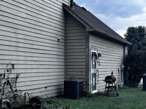 4536 Carvin CIR, Indianapolis, IN 46228