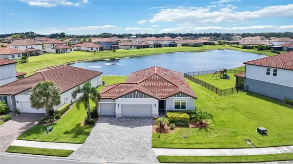 13723 GREEN HAMMOCK PL, Lakewood Ranch, FL 34211