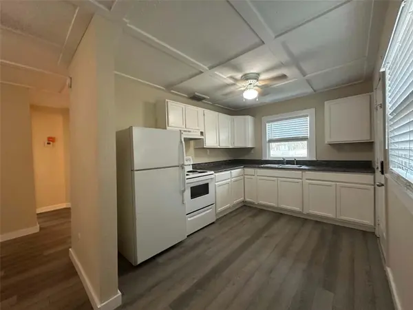 569 W WOODARD ST, Eagle Lake, FL 33839