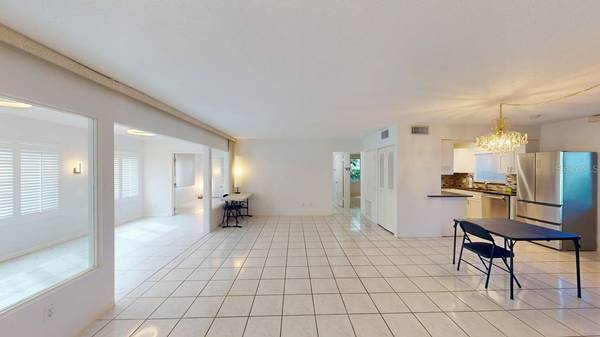 3670 PINECREST ST #111, Sarasota, FL 34232