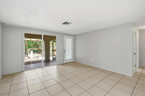 7634 FOX HOLLOW DR, Port Richey, FL 34668