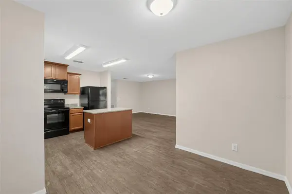 860 WOODLARK DR, Haines City, FL 33844