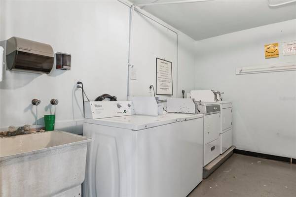 8651 10TH ST N #118, St Petersburg, FL, 33702 photo 22
