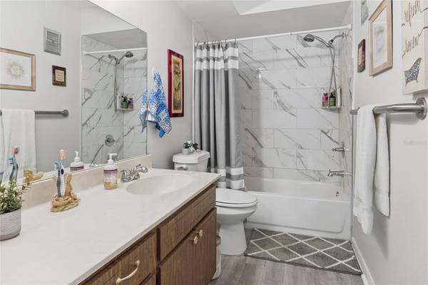 8651 10TH ST N #118, St Petersburg, FL, 33702 photo 19