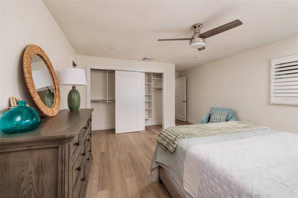 165 97TH AVE NE, St Petersburg, FL, 33702 photo 21