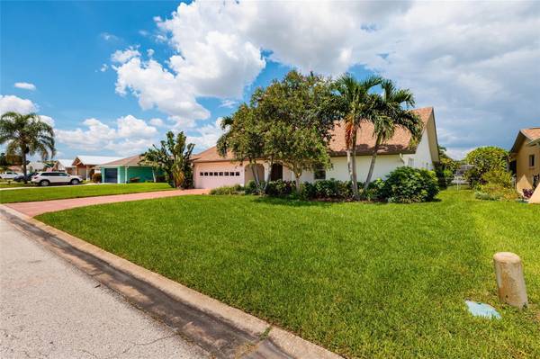 165 97TH AVE NE, St Petersburg, FL, 33702 photo 37