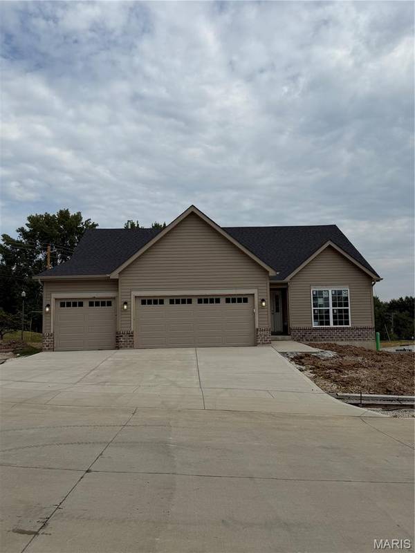 2218 TBB Principia DR, Maryland Heights, MO 63043