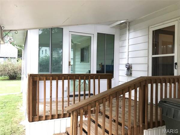 8 Redbud LN, Rolla, MO 65401