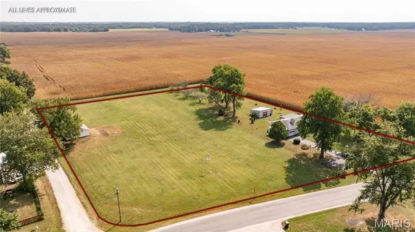 3136 Woodburn RD, Bunker Hill, IL 62014