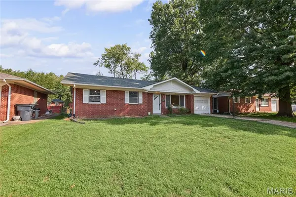 4103 S Park DR, Belleville, IL 62226