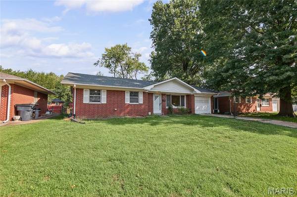 4103 S Park DR, Belleville, IL 62226