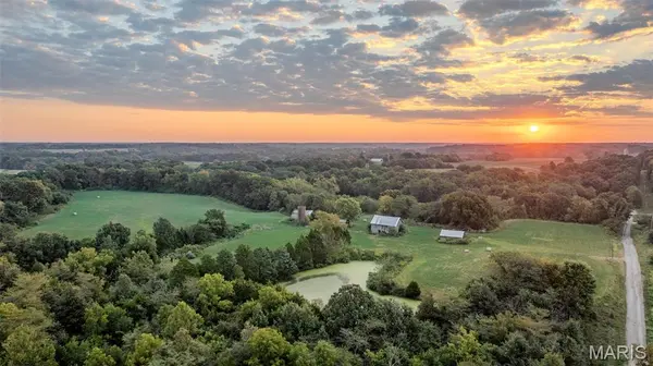 000 Victory RD, Medora, IL 62063