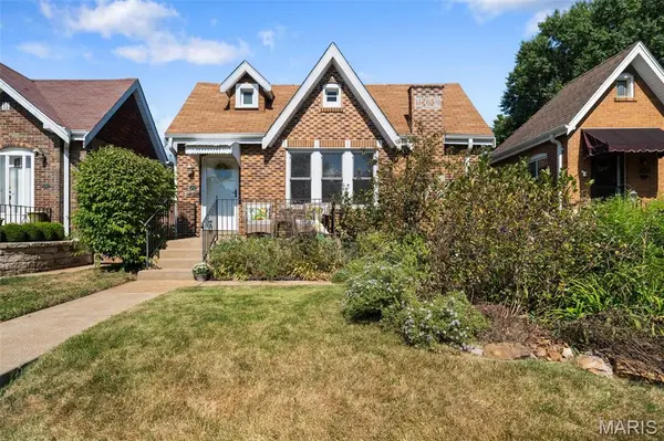 4063 Haven ST, St Louis, MO 63116