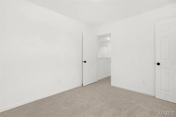 17 Town Centre CT, Foristell, MO 63348