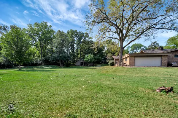 8681 Washington ST, Downers Grove, IL 60516