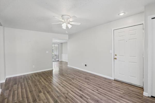 1203 Dean DR #1, Urbana, IL 61802